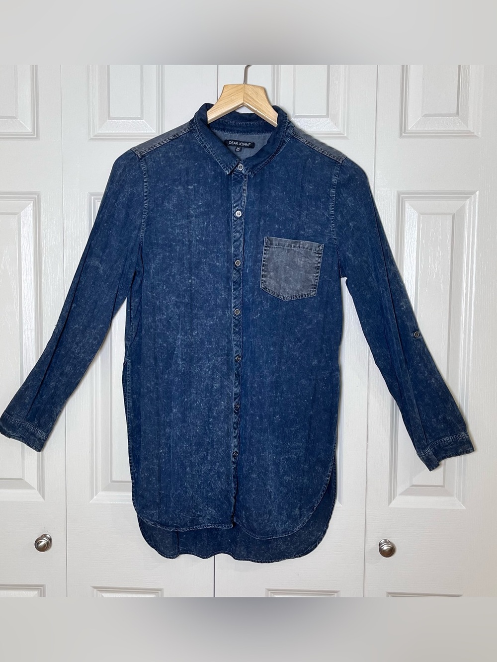 Dear John Womens Dark Acid Wash Button-Down Tunic Lightweight Shirt Size Medium